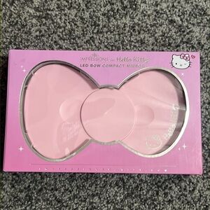 Hello Kitty® Pink Bow Large LED Compact Mirror Impressions NIB